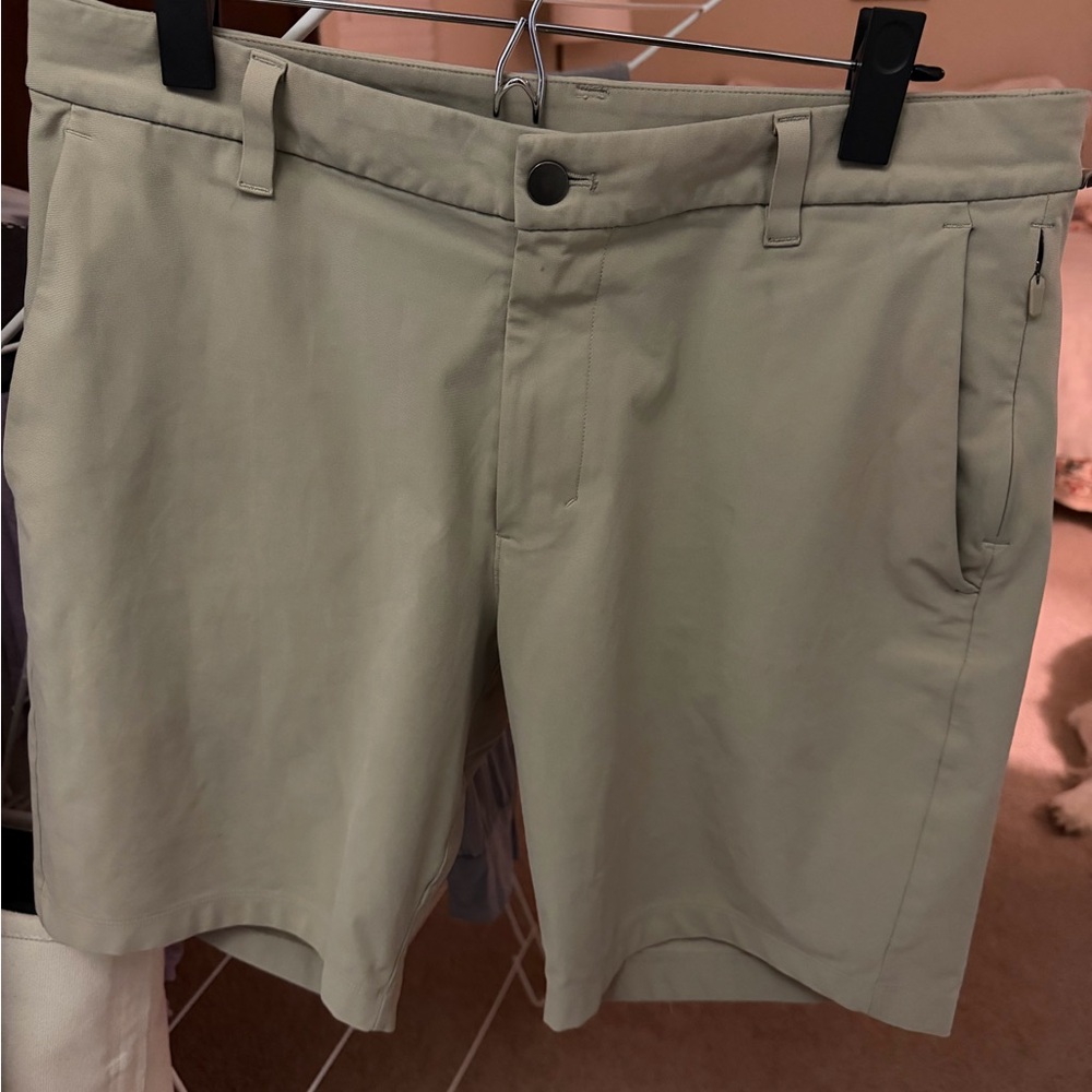 lululemon athletica Men's Beige Flat Front Shorts